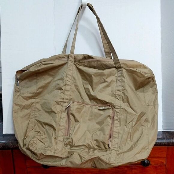 FOLDABLE Baggallini Tan Duffel Bag Spacious and Versatile - Picture 1 of 8